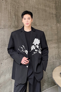 新款中式风西服潮流刺绣翻领男女西服绣花西服百搭125P130图片