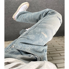 蓝色