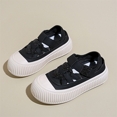 黑色