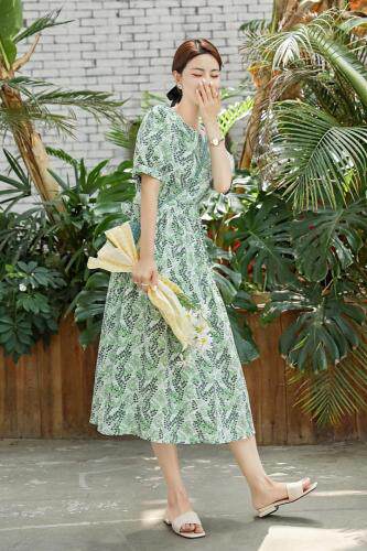 现货韩版碎花连衣裙，女装连衣裙，秋水伊人