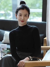 法式黑色半高领打底衫女秋冬内搭正肩针织衫修身高级感中领毛衣，女装针织衫/毛衣，雪真羊绒