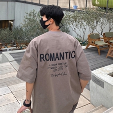 灰褐色