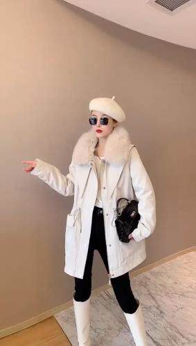 现货冬装派克服，女装，泰靡(1F)