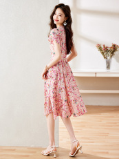 2023夏季新款V领甜美淑女小清新减龄连衣裙，女装连衣裙，岚衣(原川流布茜）