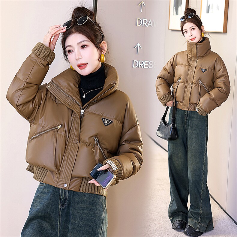 2023年冬季新款现货免洗柔软皮加厚立领面包服韩版小个子羽绒服，女装羽绒服，卡杰菲