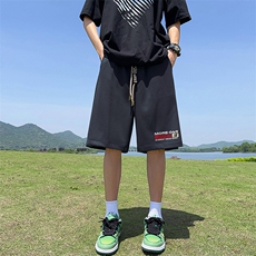 黑色