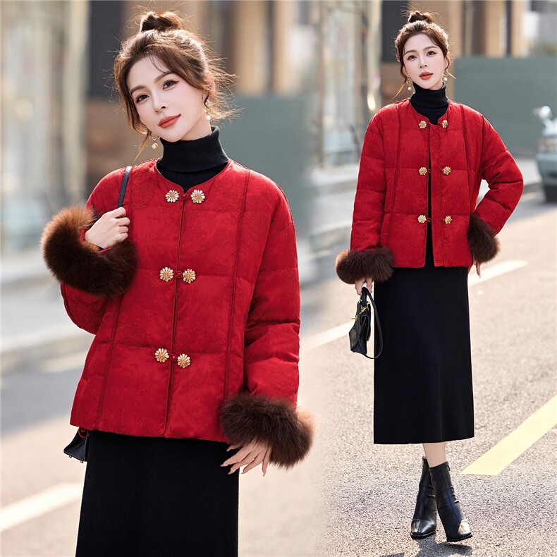 2025年冬季保暖羽绒中式真狐狸毛短款羽绒服，女装羽绒服，依如秀(原杭风阁)