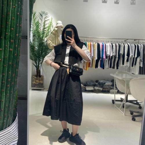 休闲时尚款式，女装，凡木