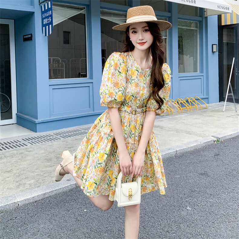《新品现货》时尚收腰小个子碎花连衣裙,女装连衣裙,MQ
