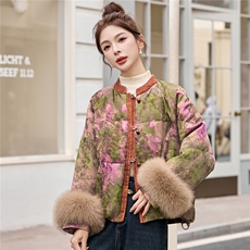 新中式国风羽绒服女2025冬季新款高端巨好看的短款狐狸毛保暖外套，女装羽绒服，伊仟回