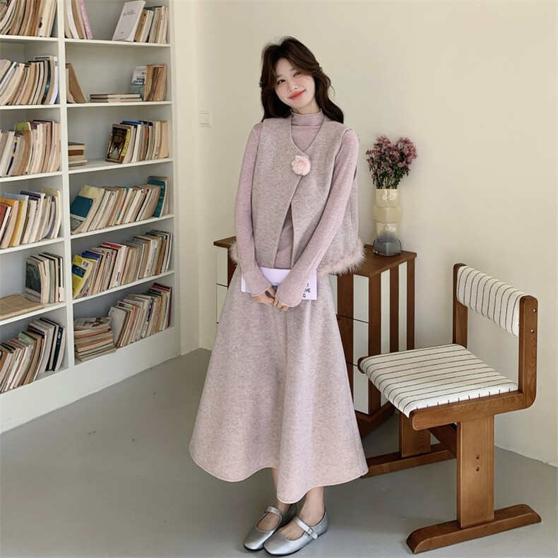 韩系甜美粉色鸵鸟毛拼接马甲内搭+半身裙三件套套装，女装套装/套裙，茵姿媚