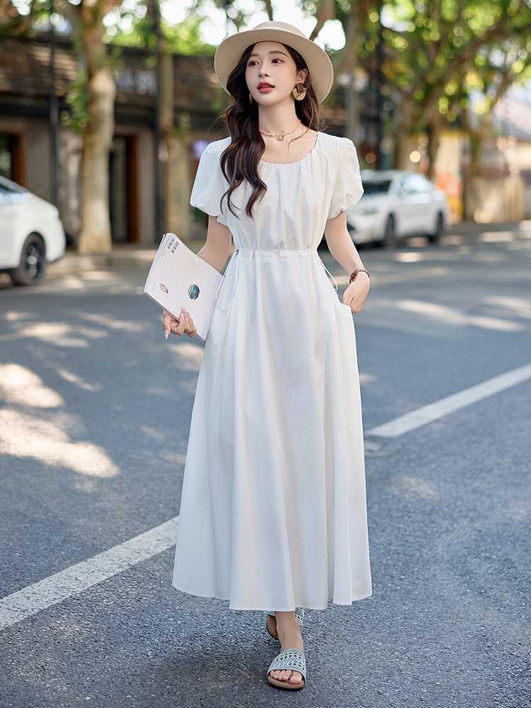 大方得体高级感不撞款白色连衣裙女2025新款遮肚子巨好看的长裙子,女装连衣裙,梦懿尔