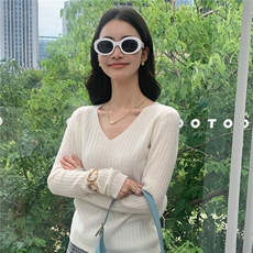 2025秋冬百搭时尚v领长袖针织保暖打底衫，女装羊绒衫，玛卡隆羊绒