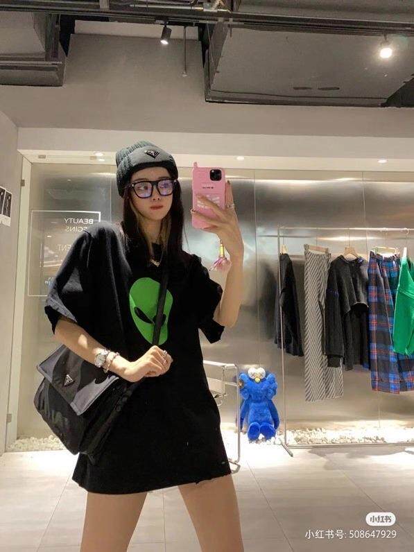 潮牌大板T～，女装，LOVELS