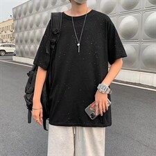 黑色