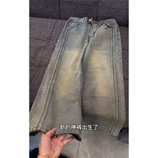 蓝色