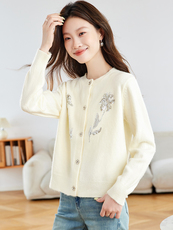 现货毛衣女2025春秋慵懒风宽松减龄洋气内搭套头针织衫上衣，商品下架区，韩然一族