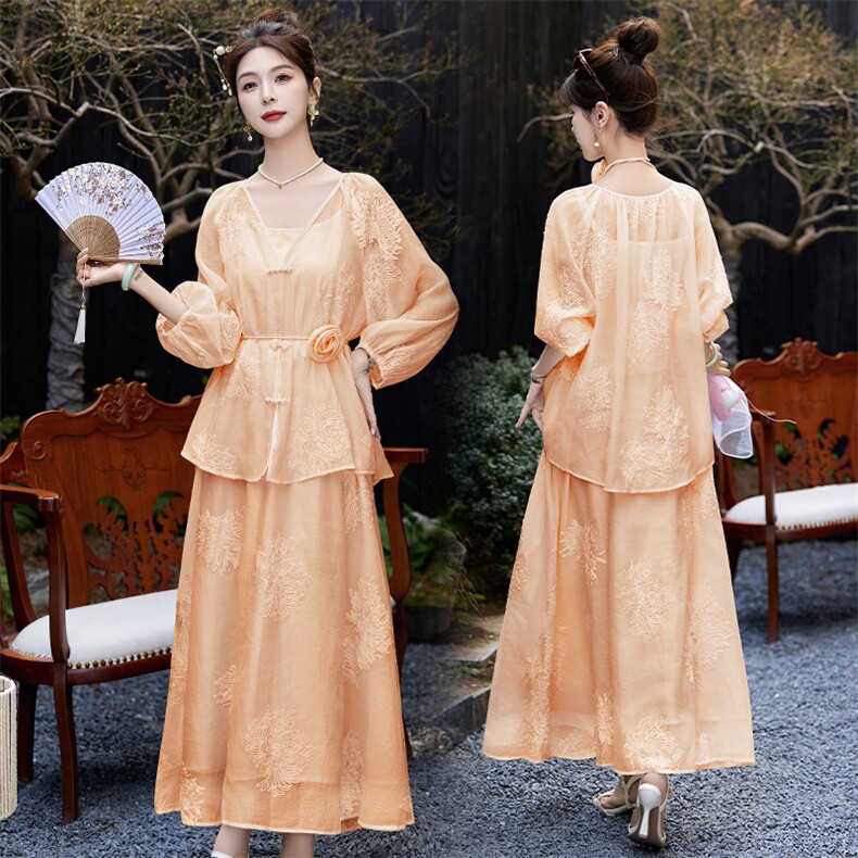 温柔橘粉色刺绣套装裙女2024夏季新款贵夫人盘扣上衣半身裙两件套,女装套装/套裙,尚娜萱