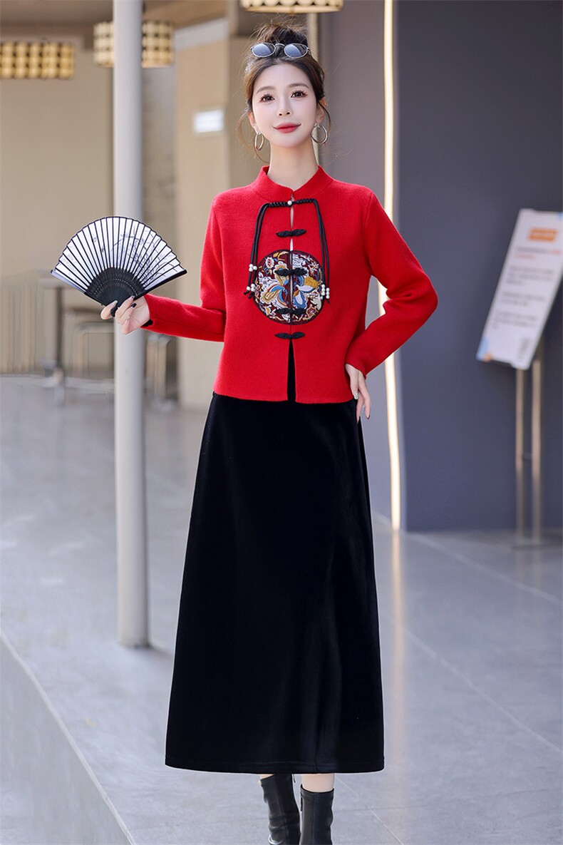 《现货春装新品》盘口流苏时尚针织两件套套裙,女装套装/套裙,歌伊格美