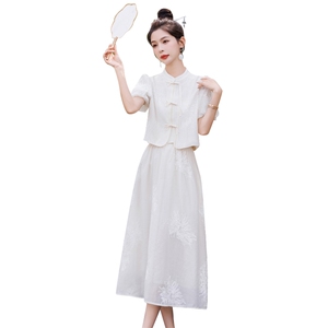 温柔绝美白色刺绣套装连衣裙女2024夏季新款盘扣衬衣半身裙两件套图片