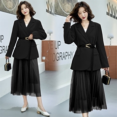 别致设计感职业收腰西装裙2023秋装新款女装高级感西装领两件套，女装套装/套裙，卡杰菲