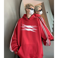 酒红色