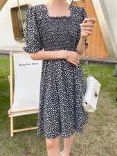 小碎花中长连衣裙，女装连衣裙，百变诱惑(6F)