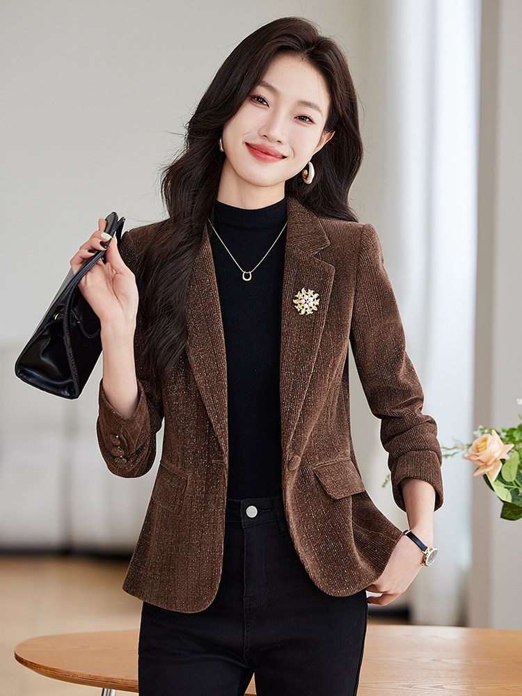 短西装外套女春秋2025新款超火爆小个子时尚气质修身减龄女士上衣,女装短外套,时尚风爆