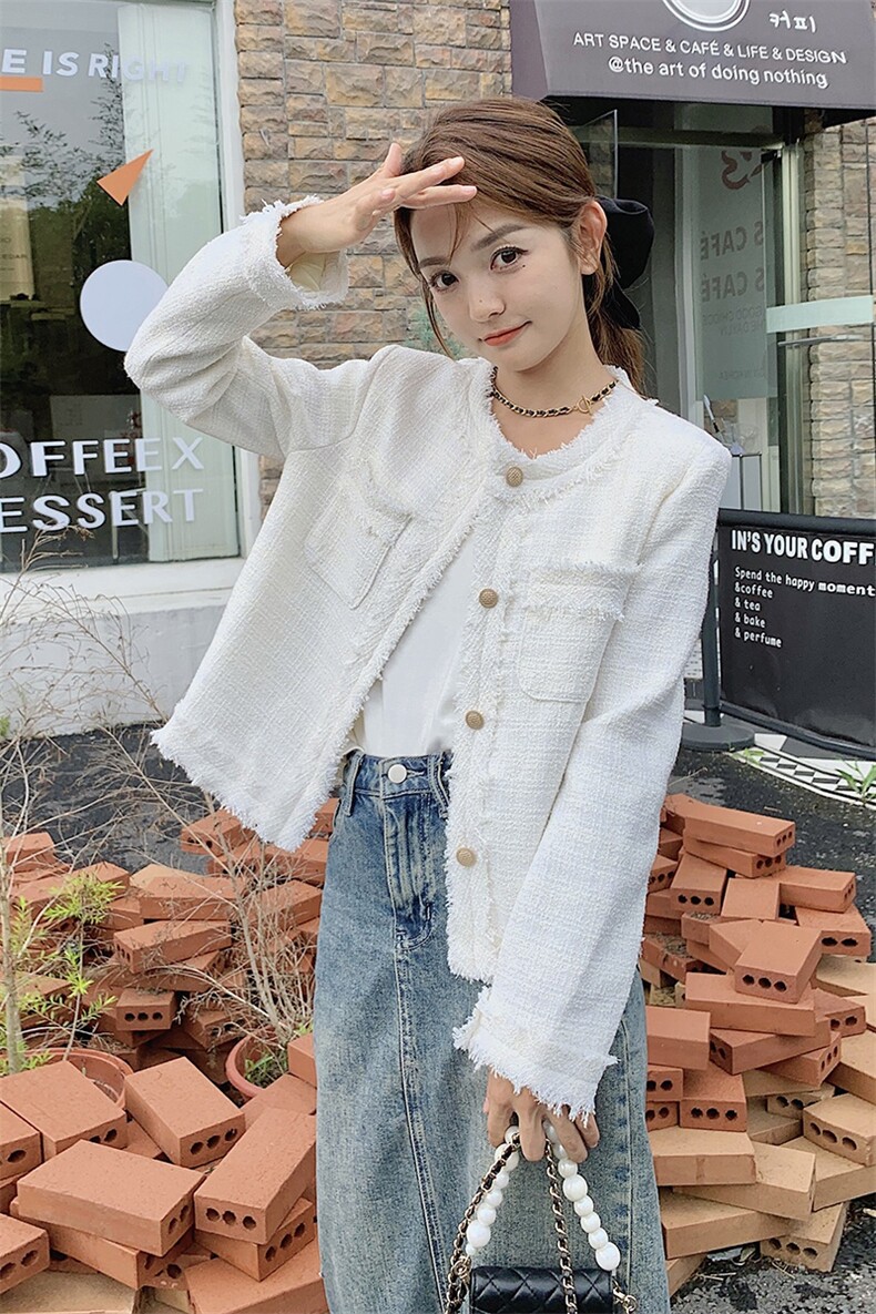 超火白色小香风短外套女春秋2025新款高级感超好看欧货薄开衫上衣,女装短外套,2C037