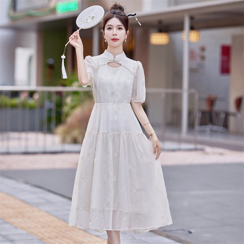 2024年夏季新款新中式盘扣女装连衣裙时尚高级感裙新中式,女装连衣裙,铭街依杨