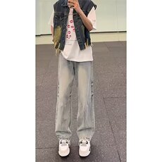 蓝色