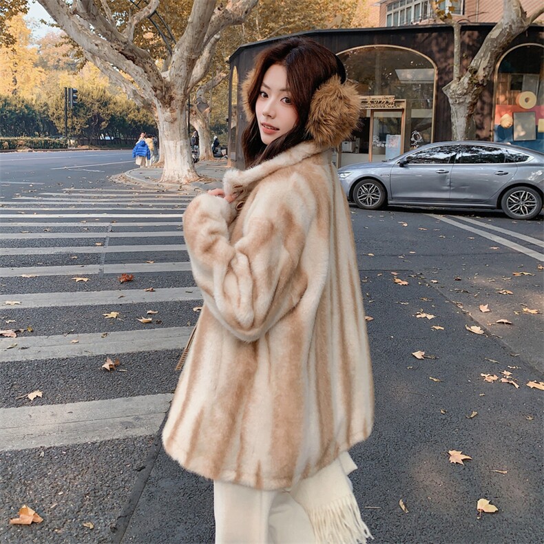杏色浅咖色皮毛一体外套女冬季仿貂绒麂皮绒2C353--717#P235K358,女装短外套,2C353