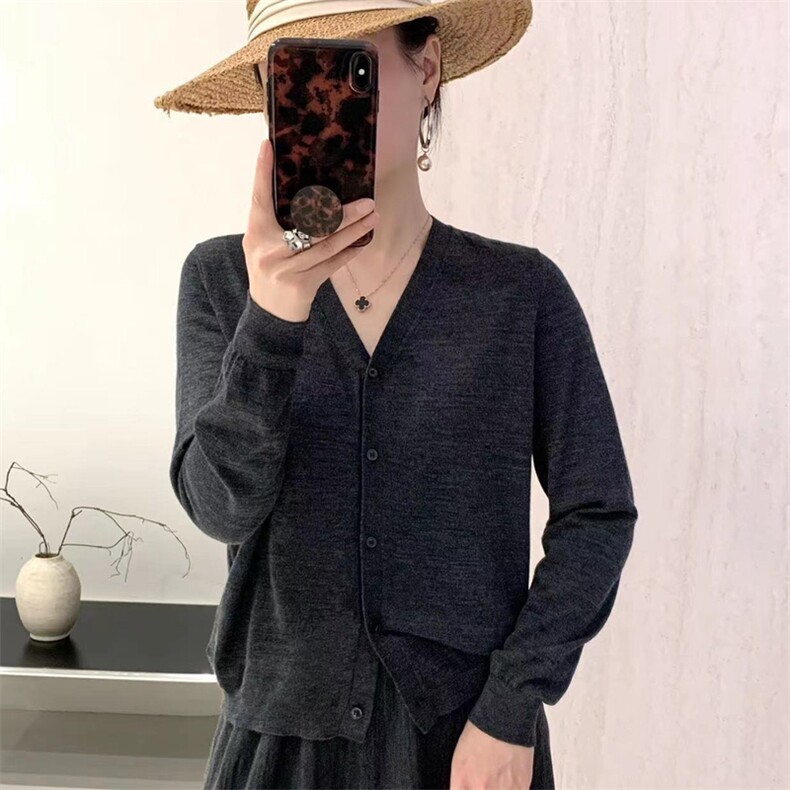 杨子纱100%超细羊毛V领开衫,针织衫/毛衣,优麦羊绒（原洪叶羊绒）