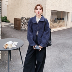 藏蓝色格子拼接羊羔毛外套女秋冬2025新款皮毛一体超好看短款上衣，女装短外套，2C325