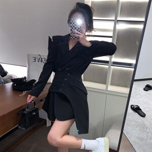 春款现货  两件套西装图片