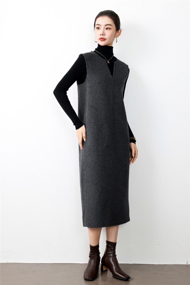 2025年秋季常规时尚百搭通勤简约休闲长款双面呢马甲裙，女装马甲，森墨