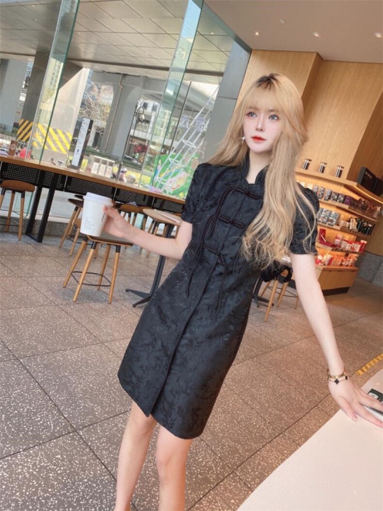 夏季新款连衣裙，女装连衣裙，时尚名门