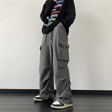 灰色