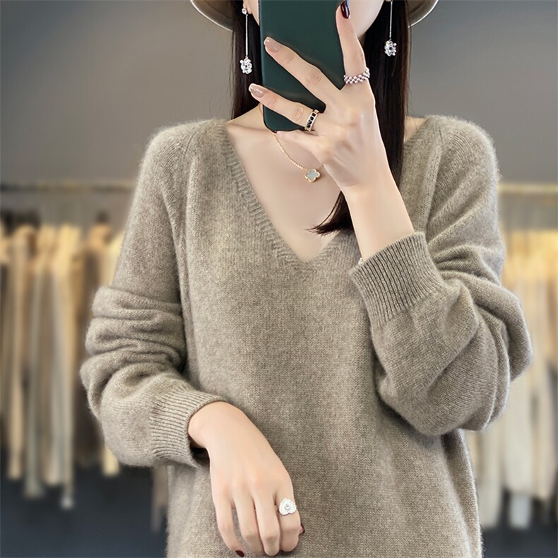 24秋冬新款V领羊毛衫女中长款气质显瘦针织毛衣连衣裙,女装连衣裙,蒙莲贝斯