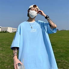 天蓝色
