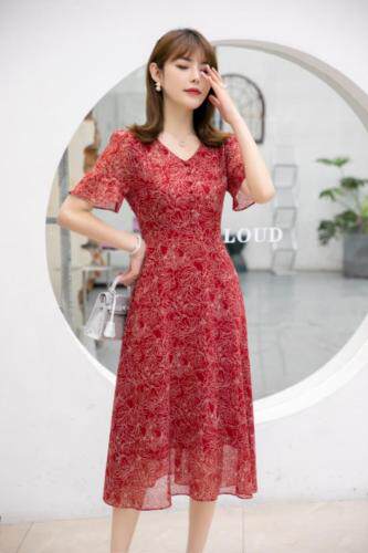 现货供应：夏装新款修身连衣裙M一XXL，女装连衣裙，拉思维加丝