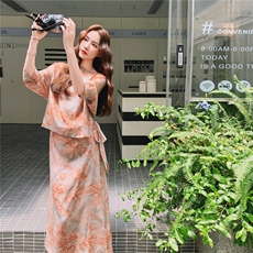 新品数据好轻奢一片式裹身裙连衣裙套装2C212-G151-P165-K228，女装连衣裙，2C212