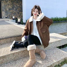 咖棕色美拉德设计款皮毛一体外套女2025秋冬季新款加绒保暖机车服，女装短外套，2C177