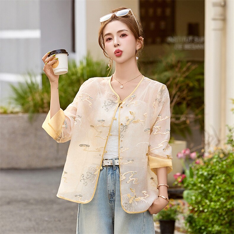 重工刺绣欧根纱薄款外套女2025春夏新款独特漂亮新中式防晒衣上衣,女装防晒衣,布芭啦