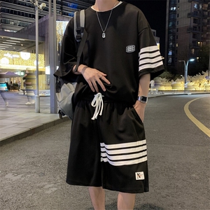 夏季新款潮流个性时尚三条杠休闲短袖套装男宽松大码运动情侣款图片