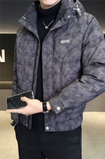 9519-M-4XL-P215标50绒男士休闲连帽不可拆刺绣羽绒服外套，男装羽绒服，电商B255