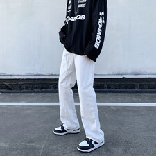 白色