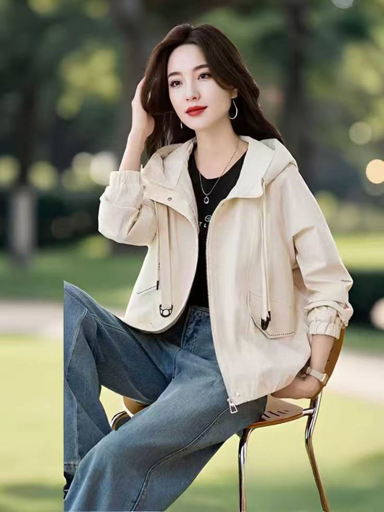 (现货）紫色外套女秋季休闲显瘦初春秋独特漂亮百搭短款风衣外套,女装短外套,韩蔻秀