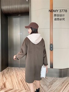 精典奥羊绒大衣图片