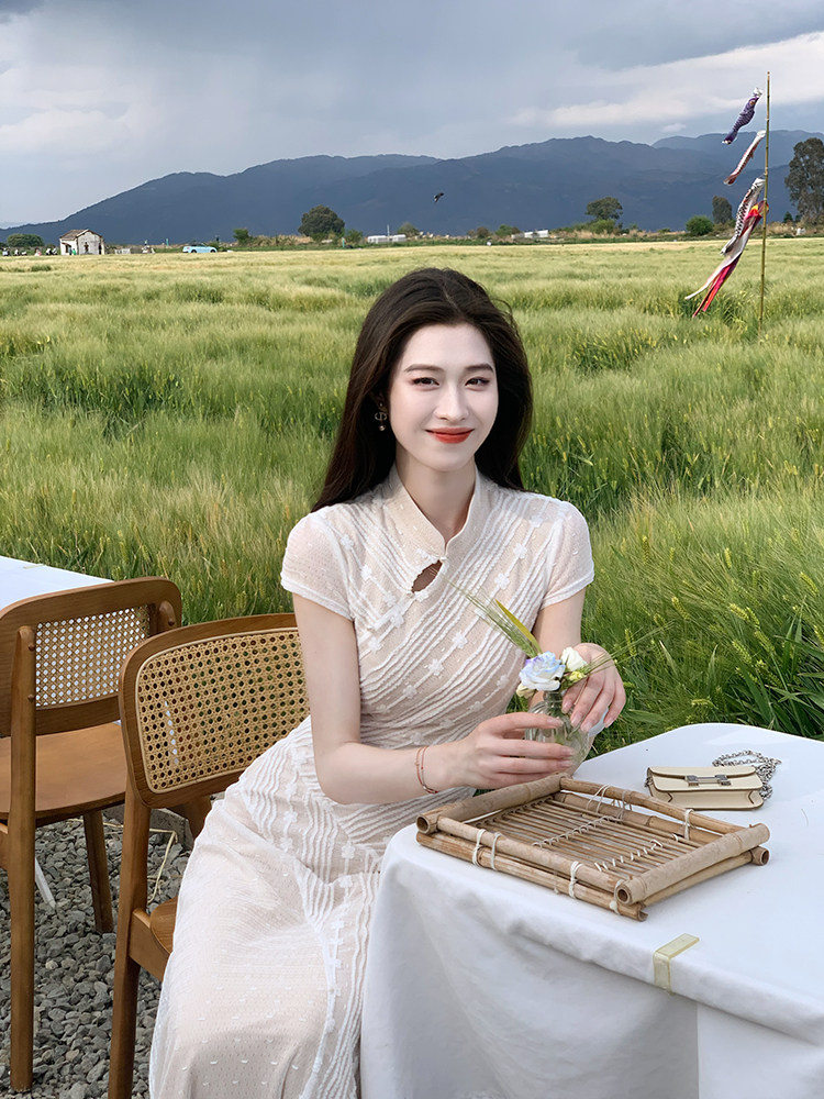 凌茜恣禾冰蚕语白色蕾丝连衣裙女夏绝美新中式改良旗袍薄纱长裙,女装连衣裙,梦白服饰厂
